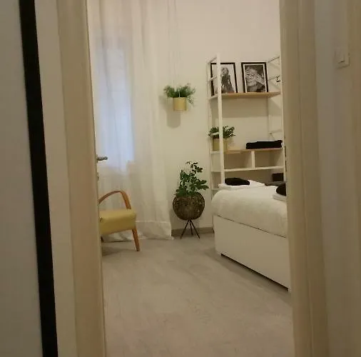 Galliera Street * Bolonia