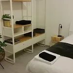 Galliera Street Apartman