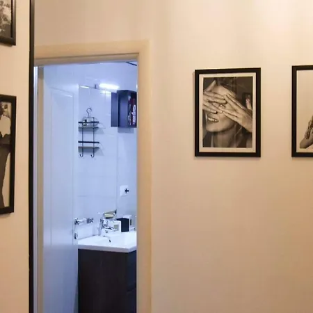 Apartment Galliera Street *