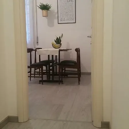 Galliera Street Apartment